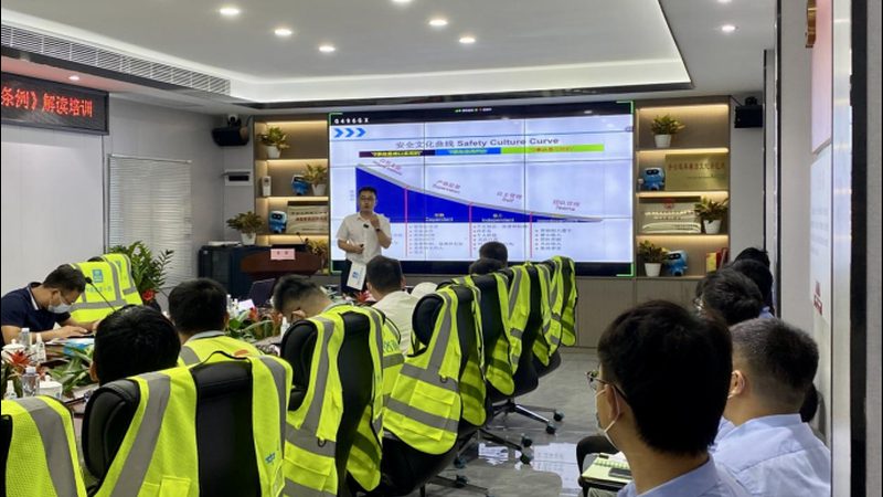 师资背景是判断会计培训老师口碑排名的关键因素之一。以下是一些具体的考量点：